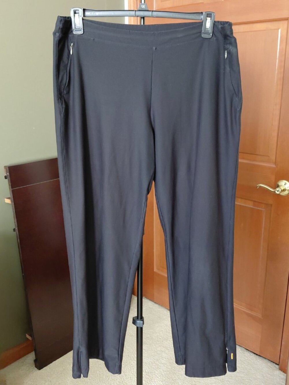 Lucy Athletic Pant, Sz XL, Black. Very Good Condition. Hard to find style.